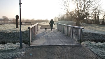 Gladheid op een brug in Borsele. Foto gemaakt door Piet Grim.